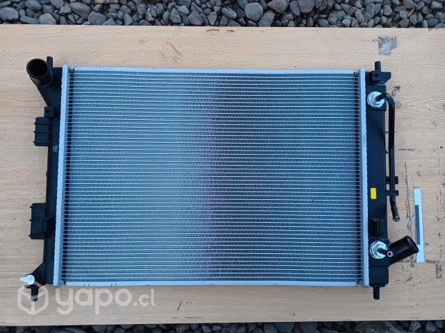 Radiador Hyundai Elantra 2010