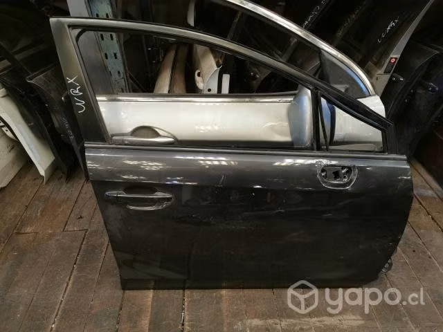 Puerta delantera RH Subaru wrx 2018 0