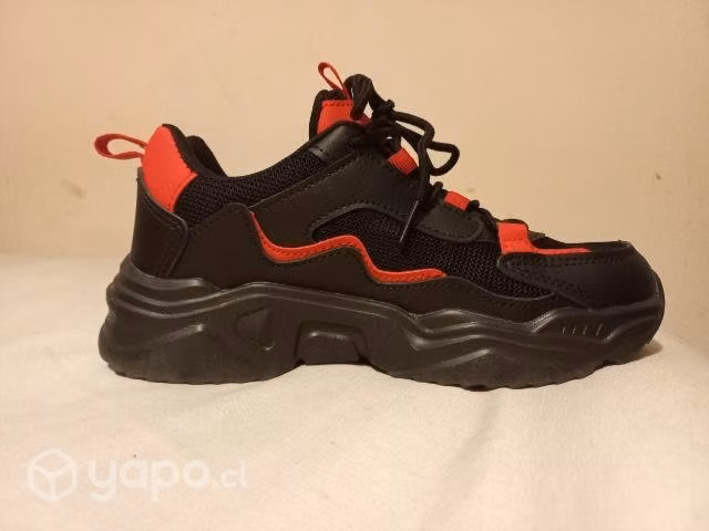 Zapatillas talla 37 - Imagen 2