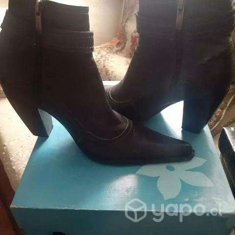 Botines nuevos y poco uso otros - Imagen 3
