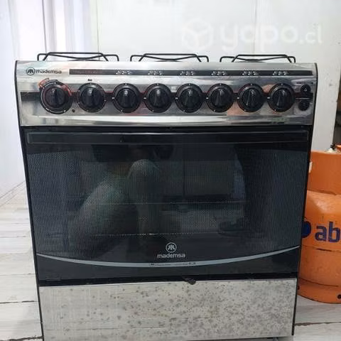Cocina 6 platos Mademsa con cilindro de gas 15kg