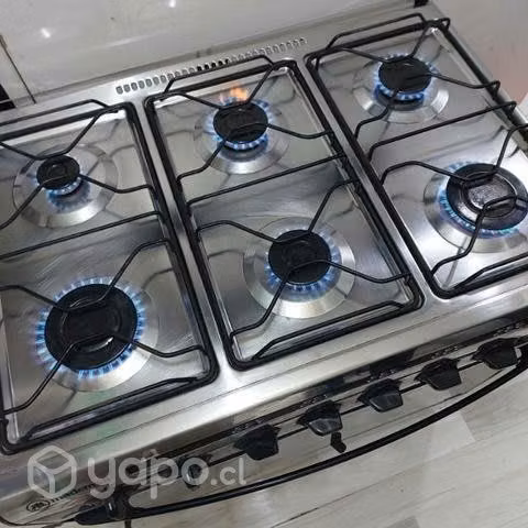 Cocina 6 platos Mademsa con cilindro de gas 15kg