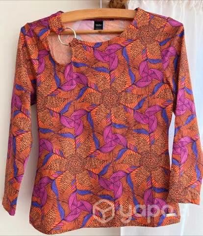 Polera nueva MOSSIMO