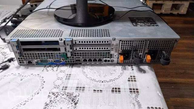 Servidor PowerEdge R710, 64GB Ram, 2 HDD 900GB en