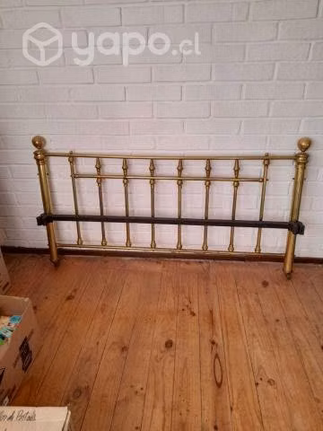 Catre de bronce