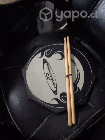 Batería musical acústic