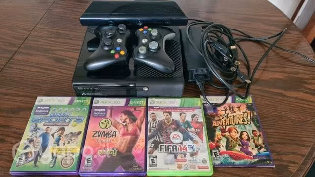 Xbox 360 4gb + kinect