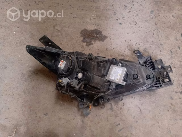 Mazda  optico izquierdo LED - Imagen 2