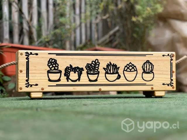 Jardinera de madera para suculentas