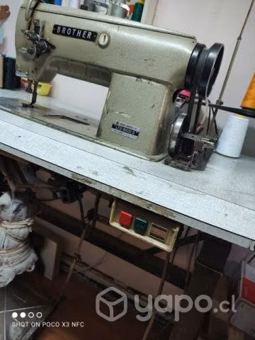 Máquina de coser industrial doble aguja
