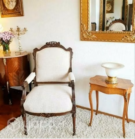 Antiguo sitial victoriano