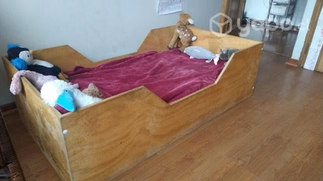 Cama Montessori niño