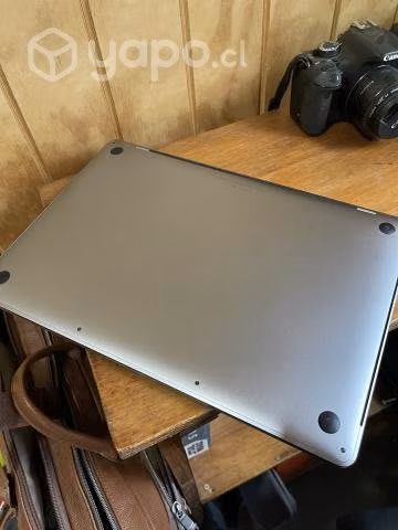 Macbook Pro 2017, Quad-Core i7 (2.9GHz), 16g RAM,
