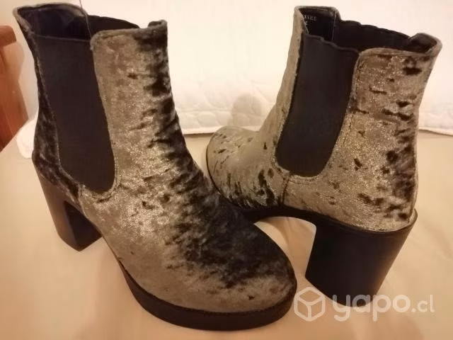 Zapatos de gamuza, número 36
