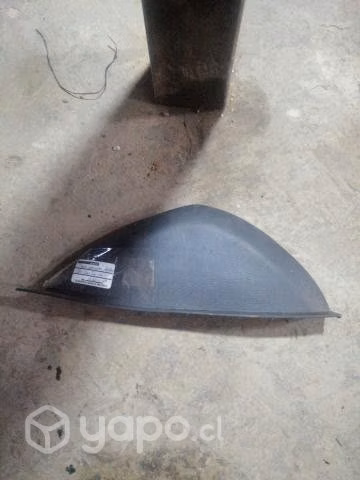 Tapa derecha Chevrolet Captiva 2010