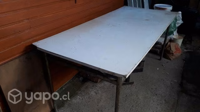 Mesa metalica, cubierta madera buen estado - Imagen 2