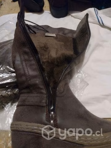 Botas nuevas
