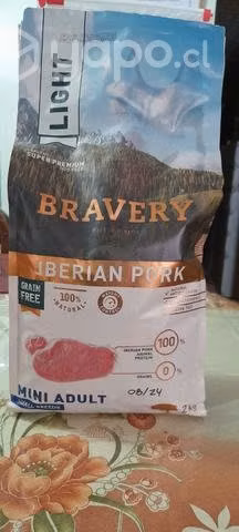 Alimento para perros adulto bravery light