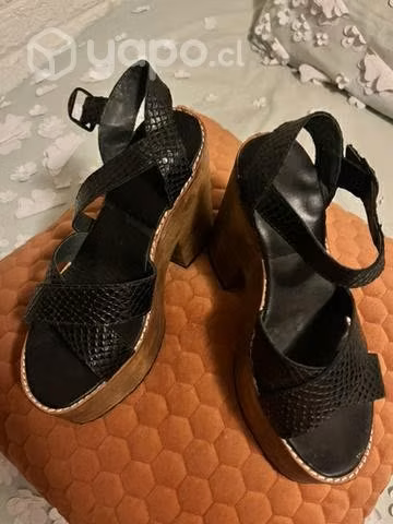 Sandalias Mangata cuero