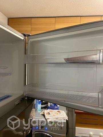 Refrigerador marca samsung impecable - Imagen 2