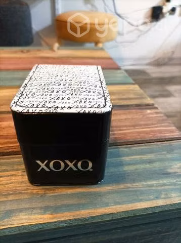 Reloj dorado xoxo - Imagen 3