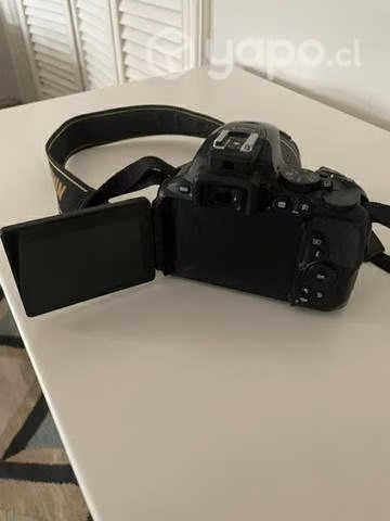 D5600 con lente DX-VR 18-55mm