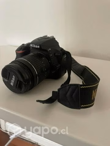 D5600 con lente DX-VR 18-55mm
