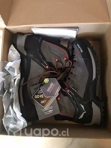 Bototos salewa mountain trainer mid GTX