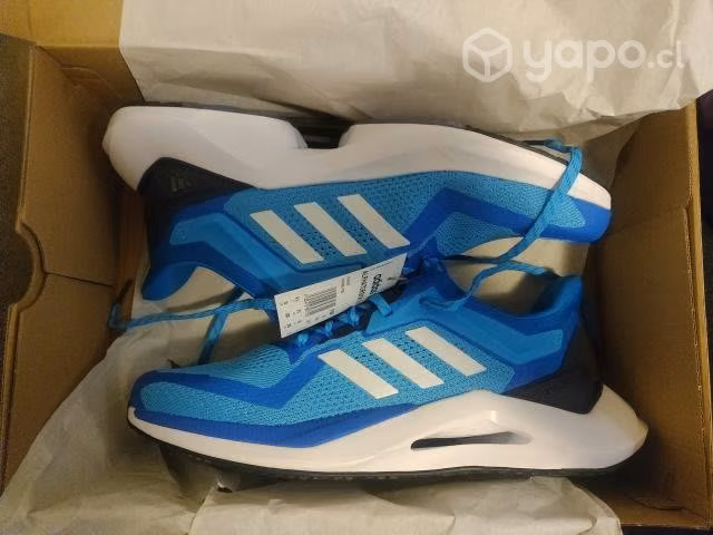 Zapatos deportivos nuevos Adidas Converse - Imagen 2
