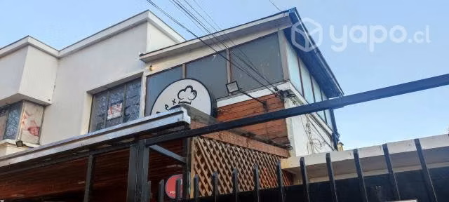 Arriendo casa 2 pisos central a empresas públicas