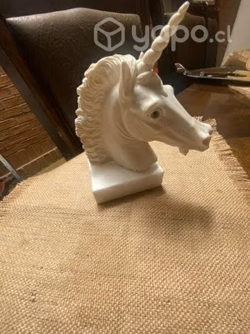 Unicornio de resina