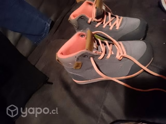 Zapatos para niño o niña marca Lippi caña alta
