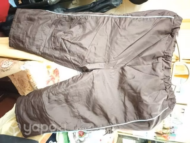 Traje impermeable