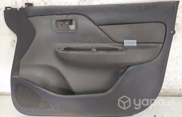 Tapiz Puerta Del der (MLF138) Mitsubishi L200 2019