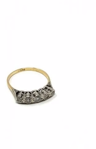 Anillo de oro blanco 18k, con brillantes hermosos