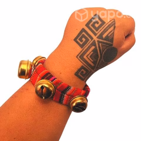 Brazalete de pulsera cascabel