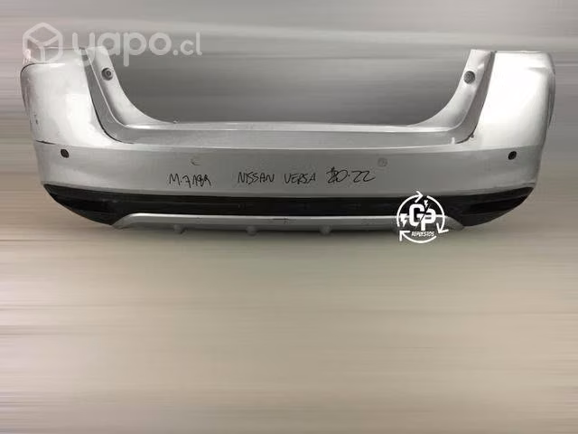 Parachoque trasero Nissan versa 2020-2022