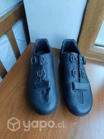 Zapatillas y pedales ciclismo