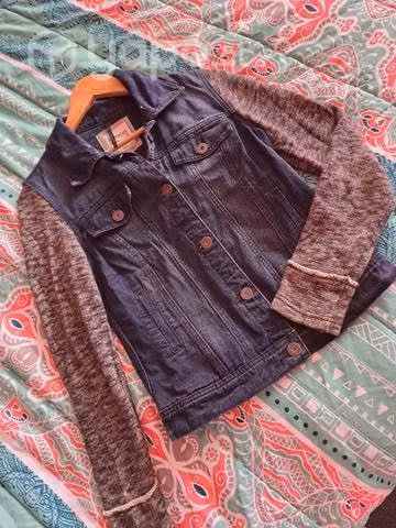 Chaqueta mesclilla talla S marca barbados