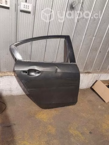 Puerta mazda 3