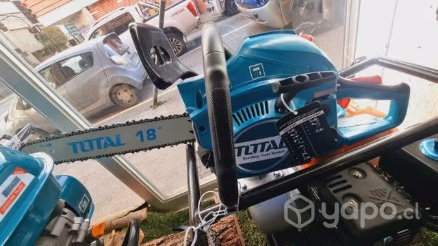 Motosierra total 18´´ 1.8 hp