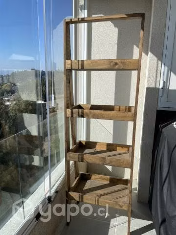 Mueble de madera