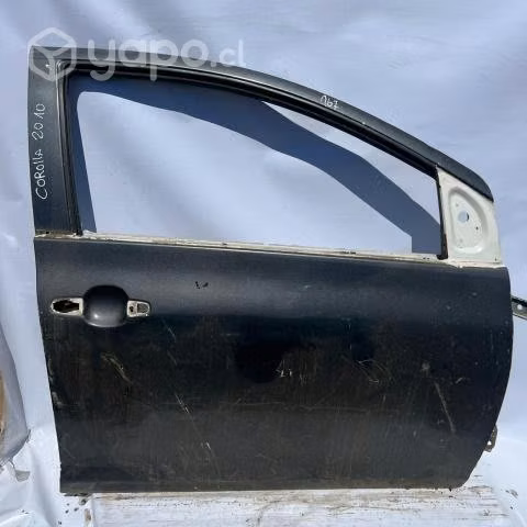 Puerta delantera derecha Toyota Corolla 2010