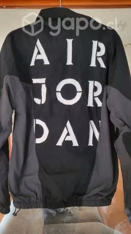 Chaquetas y polerones originales