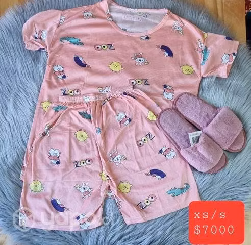 Pijama más pantufla