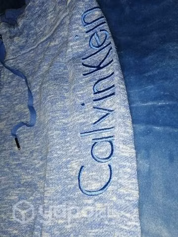 Buzo Calvin klein