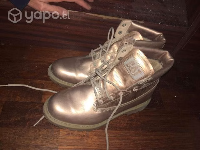 Botas