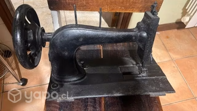Maquina coser año 1800