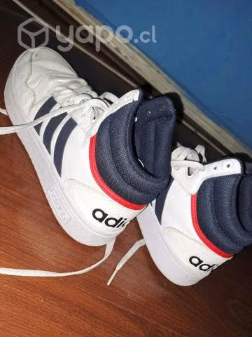 Zapatillas Adidas como nuevas - Imagen 2