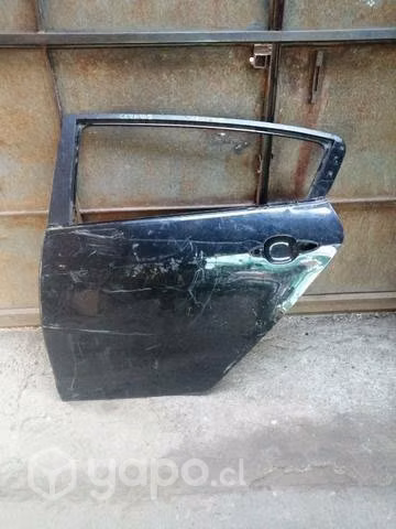 Puerta trasera izquierda Kia Cerato 5 original